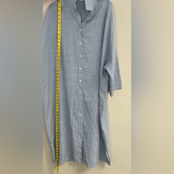 Tango Paradise Oversized Linen Beach Dress - Picture 4 of 7